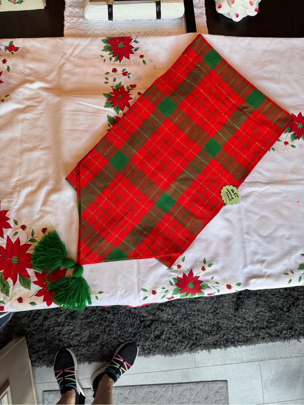 Vtg Holiday Tartan Plaid Table Runner Red Green Gold Retro Christmas Decor 70’s - Picture 3 of 4